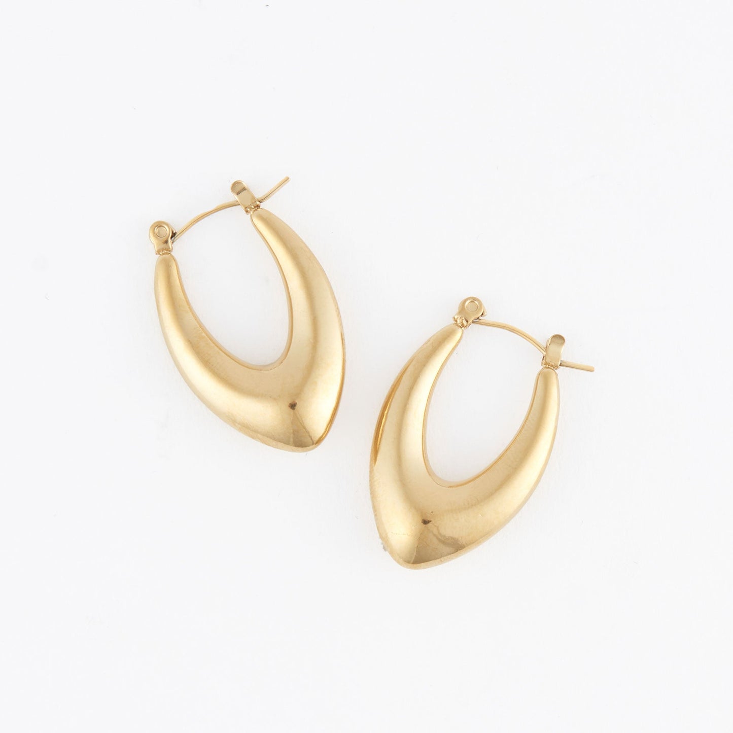 Narelle Waterproof Oval Pointed Earrings