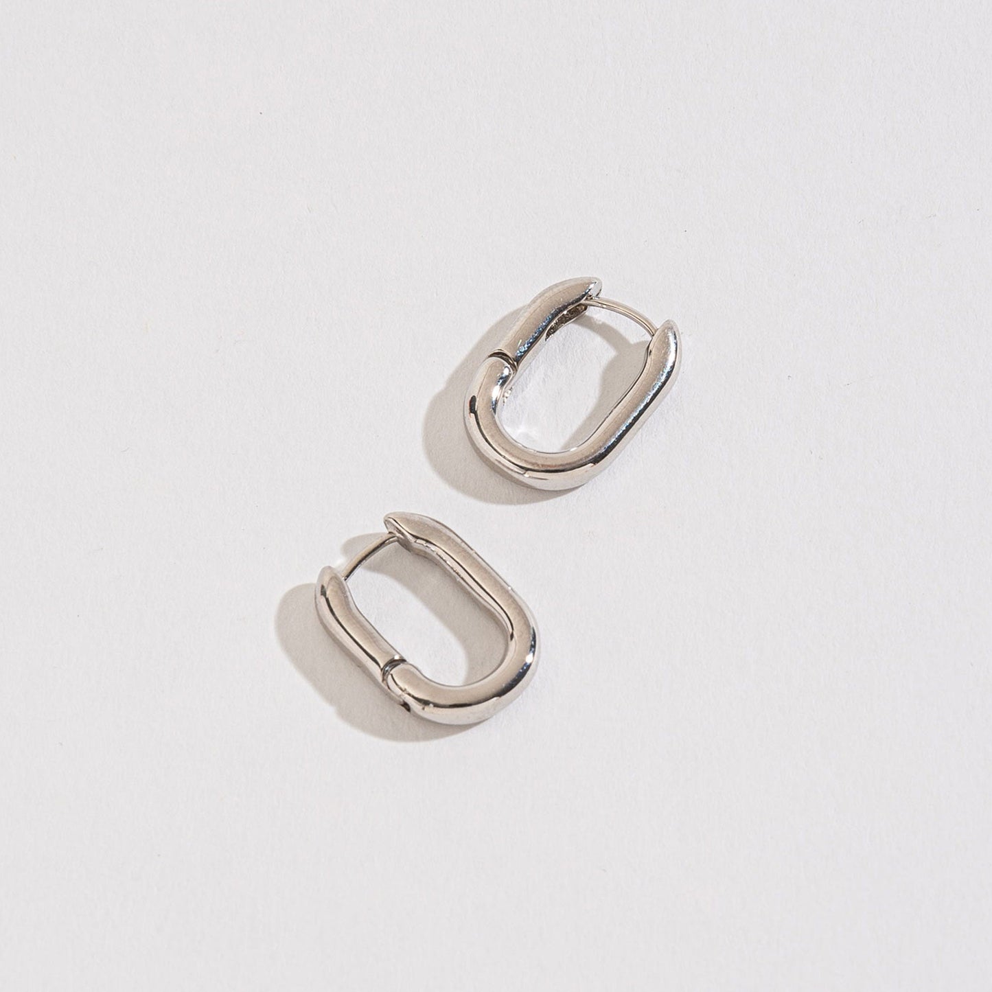 Medium Link Huggie Hoop Earrings