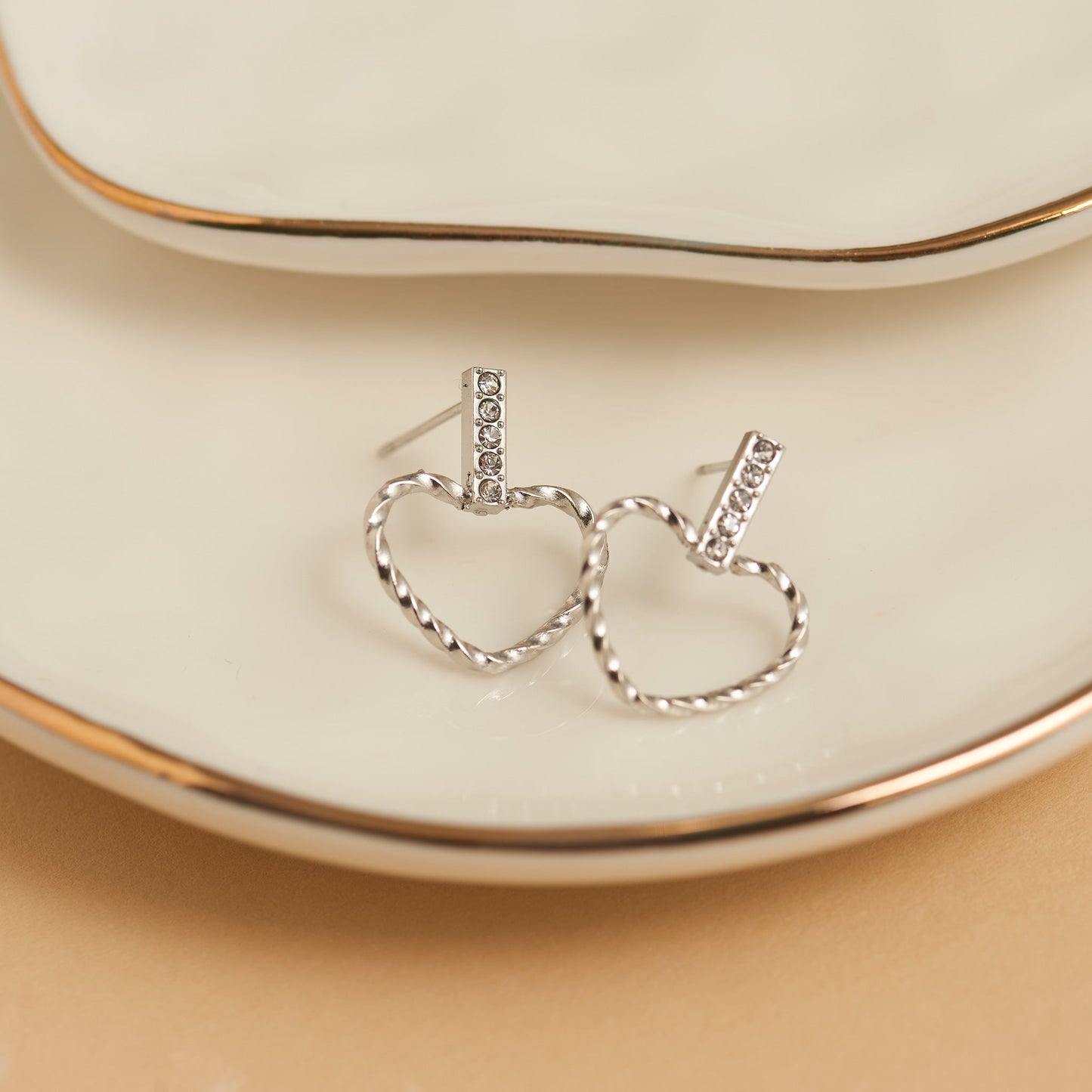 Narelle Waterproof Heart Outline Bar Stud Earrings
