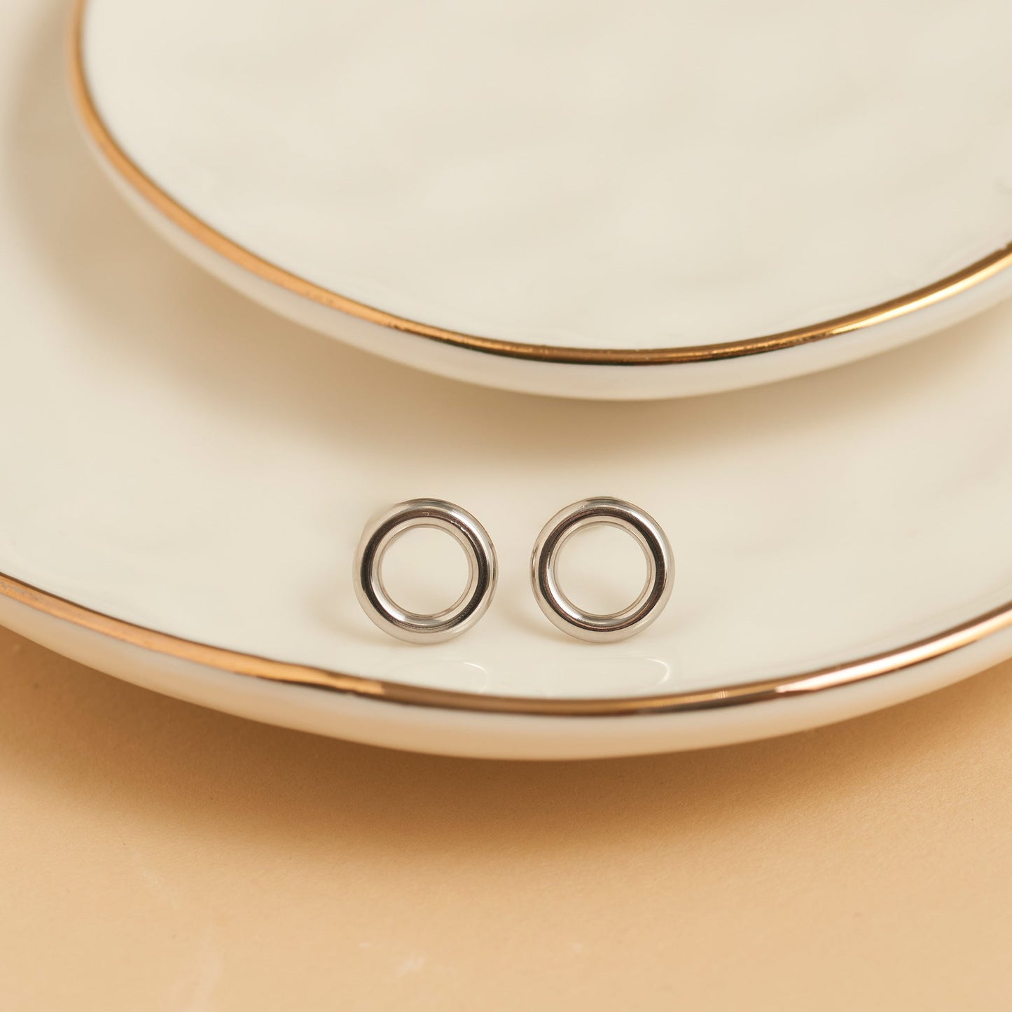 Narelle Waterproof Circle Stud Earrings