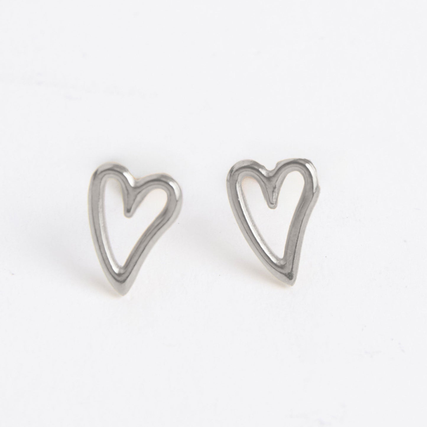 Narelle Waterproof Heart Outline Stud Earrings