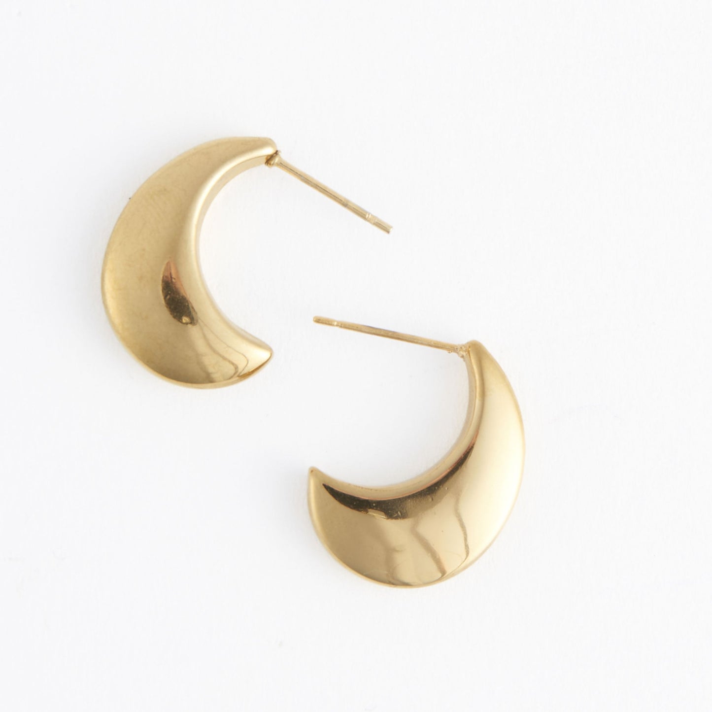 Narelle Waterproof Pointed Waterdrop Earrings