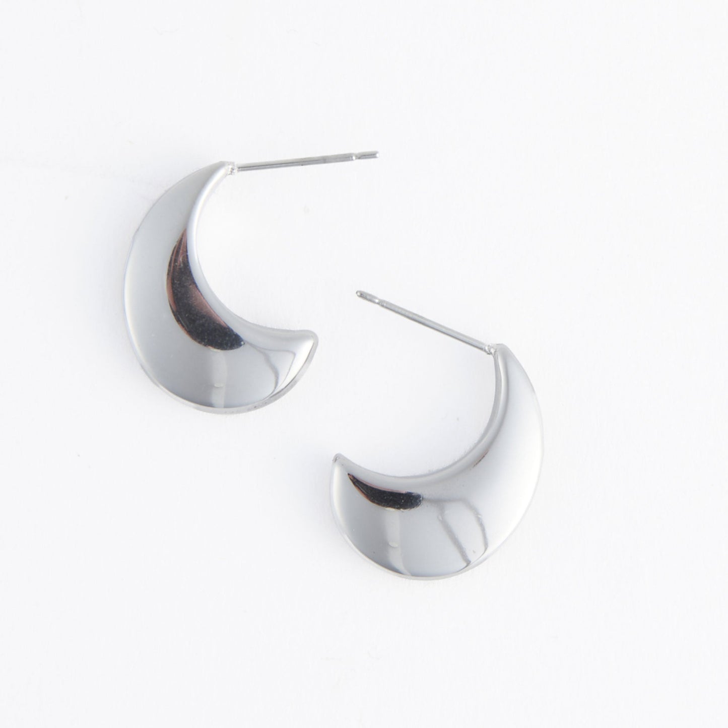 Narelle Waterproof Pointed Waterdrop Earrings