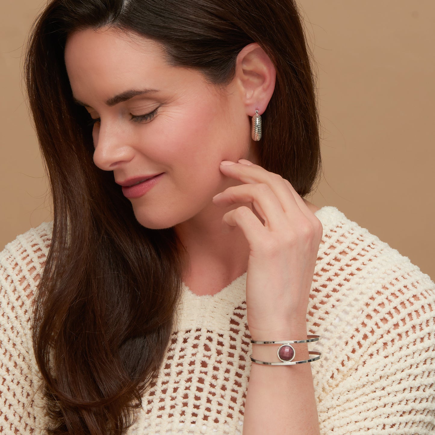 Faceted Gen Stone Sil Cuff Br