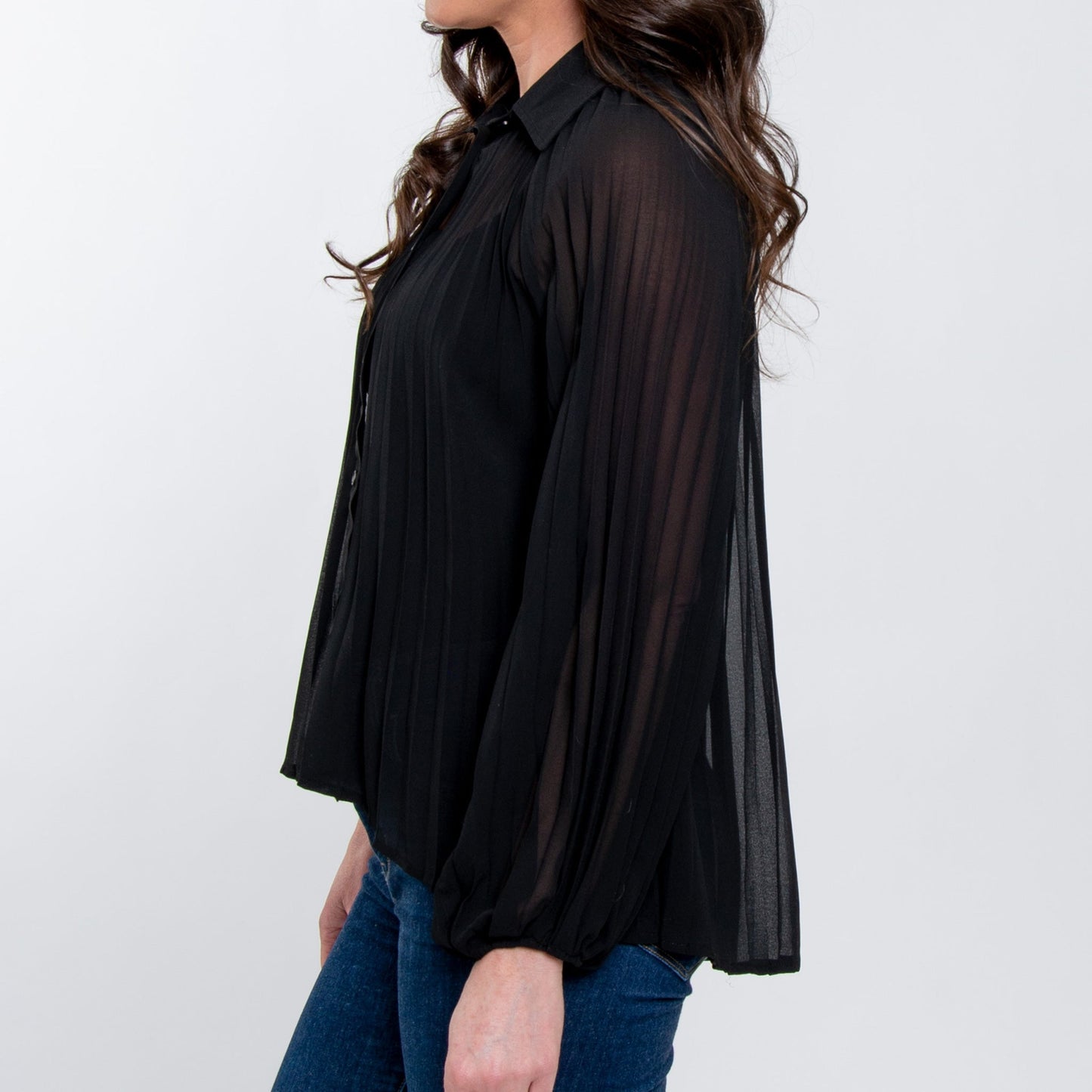 Elsie & Zoey Women's Essie Pleated Button Up Blouse