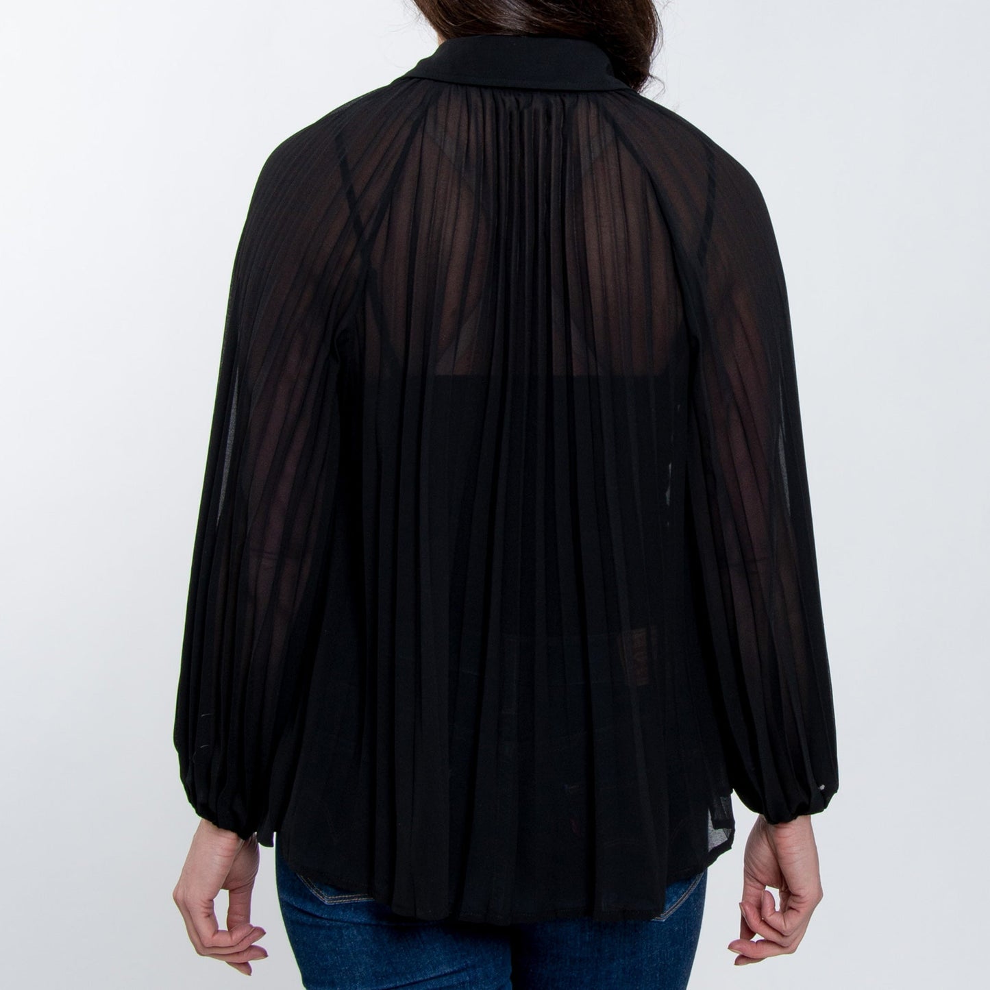 Elsie & Zoey Women's Essie Pleated Button Up Blouse