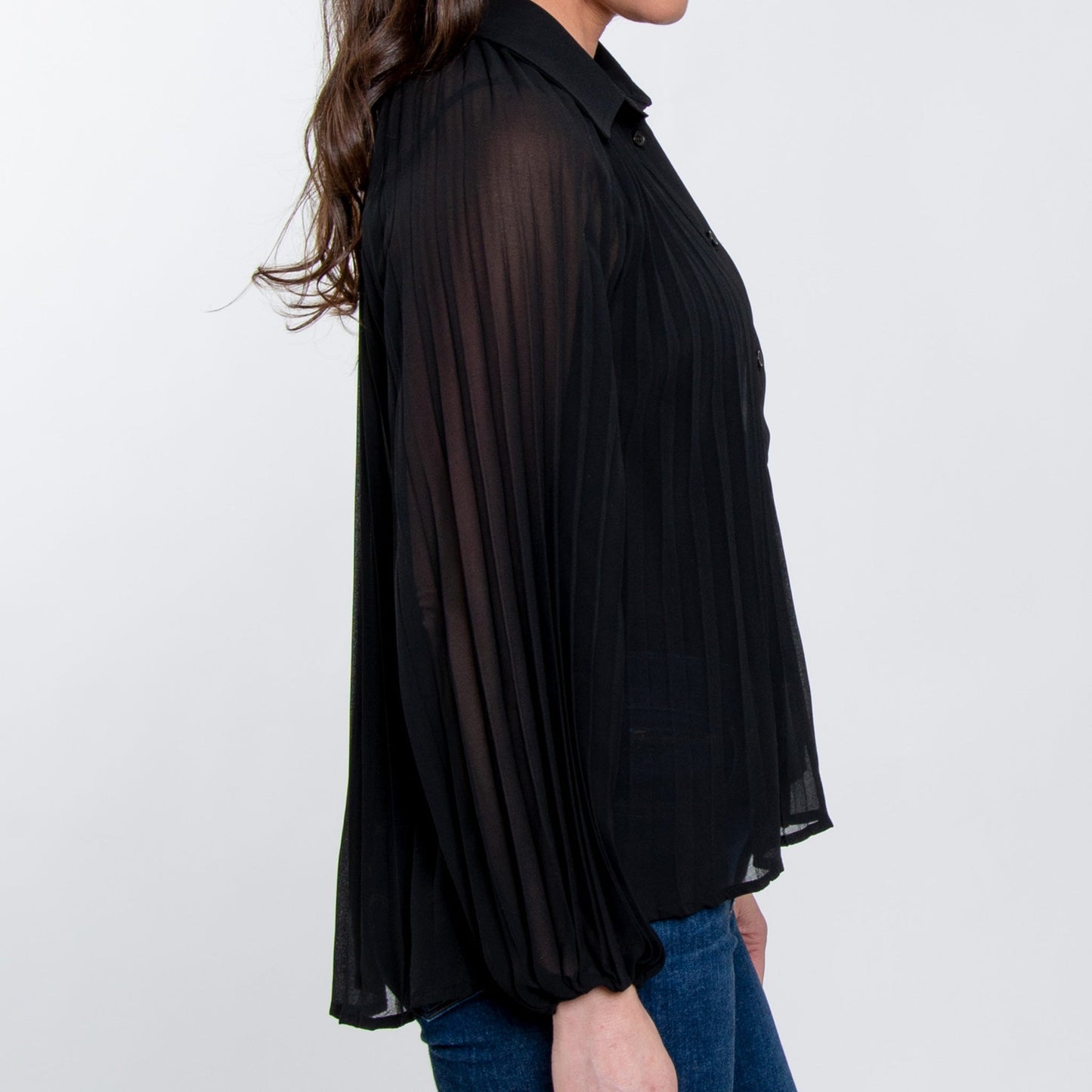 Elsie & Zoey Women's Essie Pleated Button Up Blouse