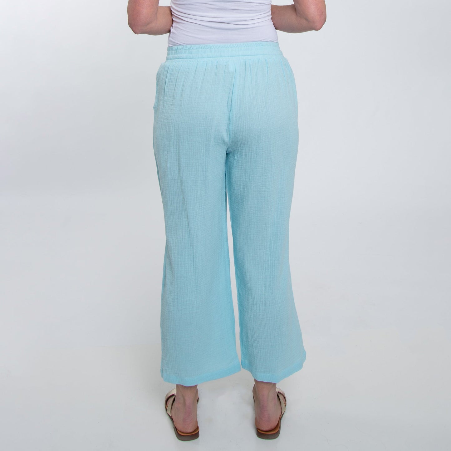 Elsie & Zoey Women's Resortwear Monroe Gauze Wide Leg Cropped Pants
