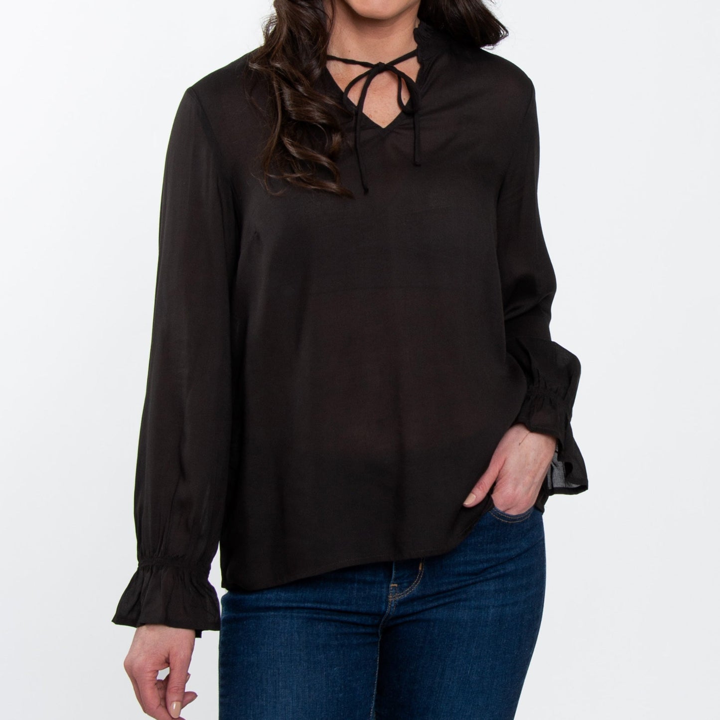 Elsie & Zoey Women's Merrick Ruffle Tie Keyhole Blouse