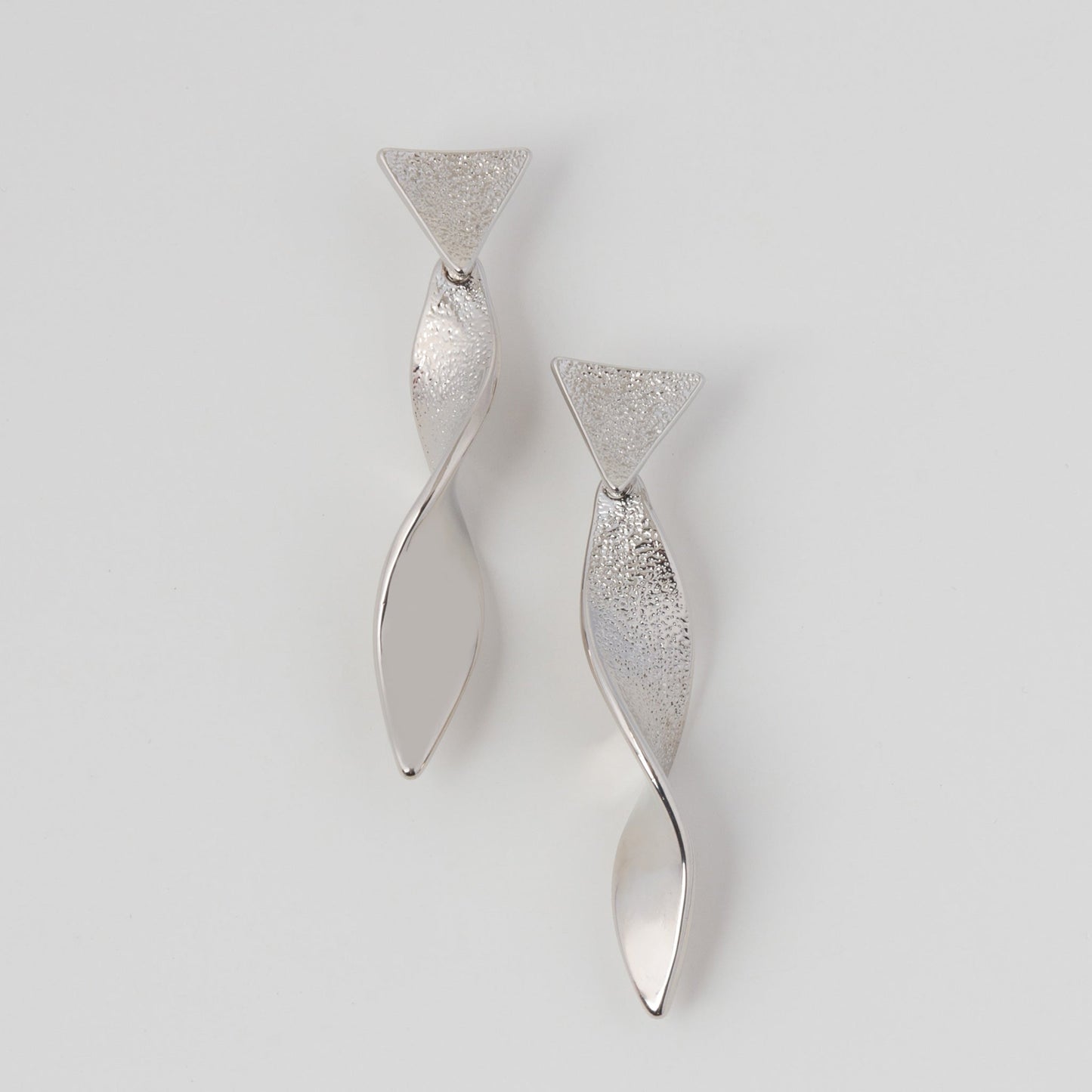 Kali Twisted Ribbon Earrings