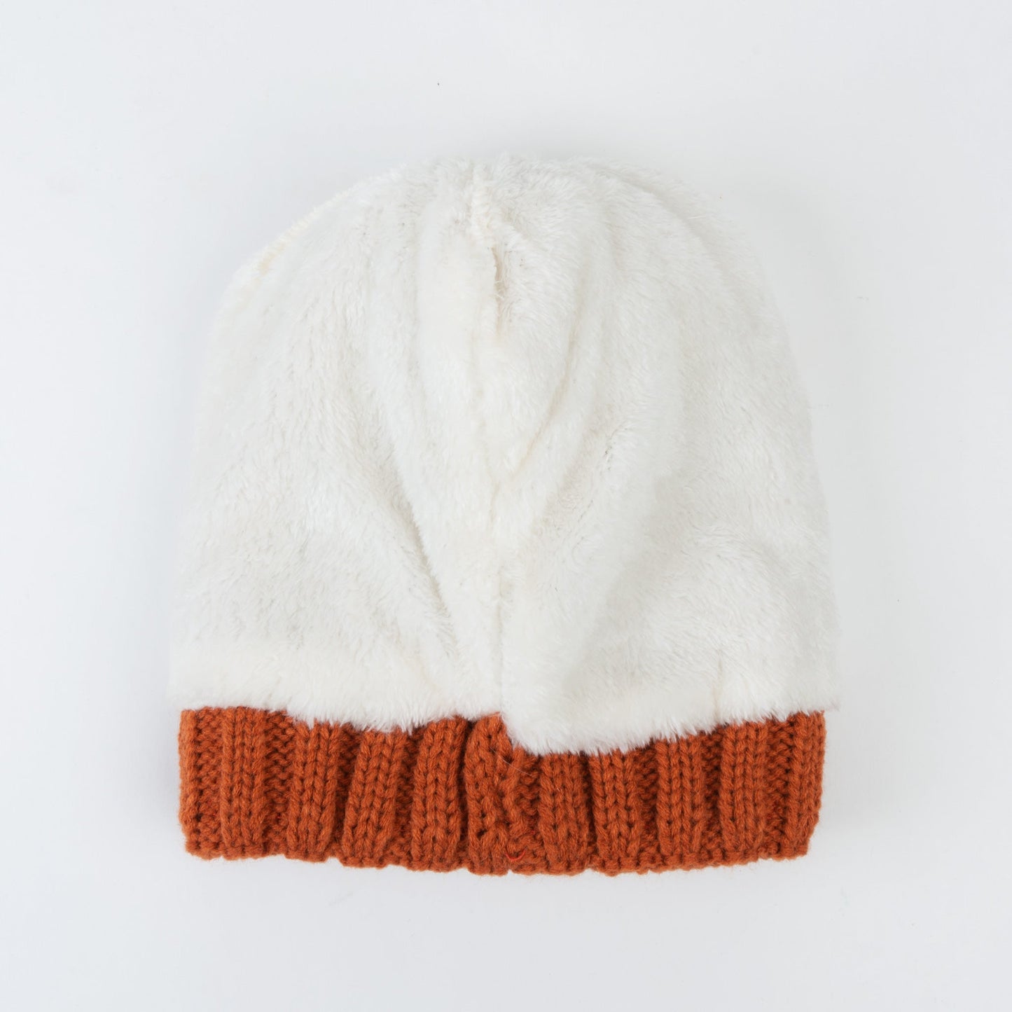 Howard's Women's Winter Sierra Cable Knit Pom Beanie