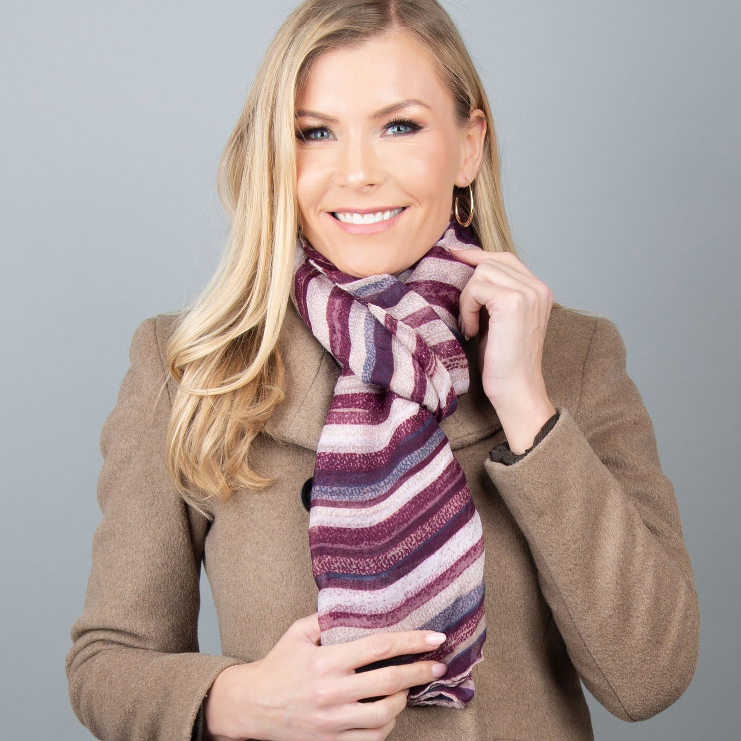 Howard's Women's Dayton Lightweight Striped Scarf