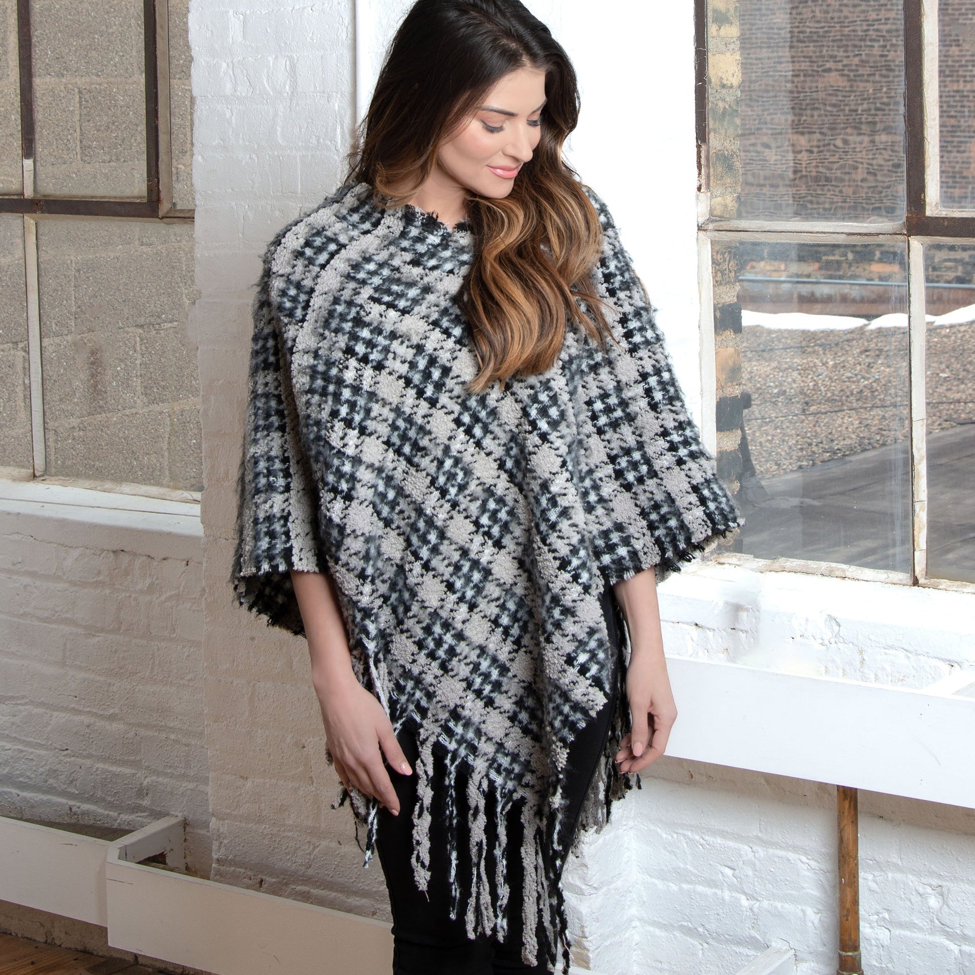 Howard's Women's Winter Jude Herringbone Poncho