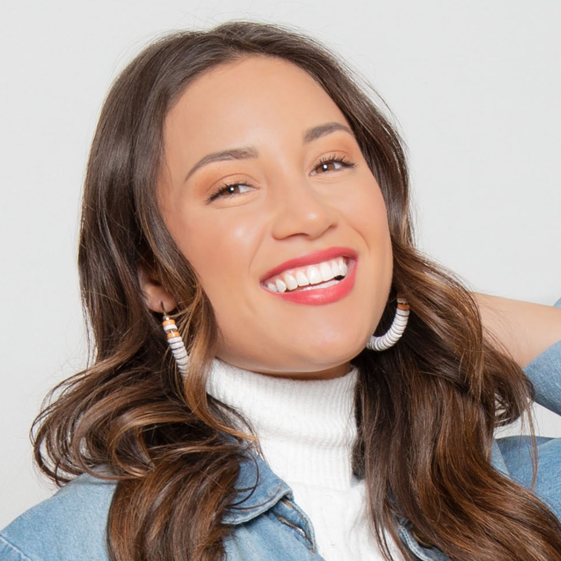 Elsie & Zoey  Women's Nyra Wood Disc Hoop Earrings