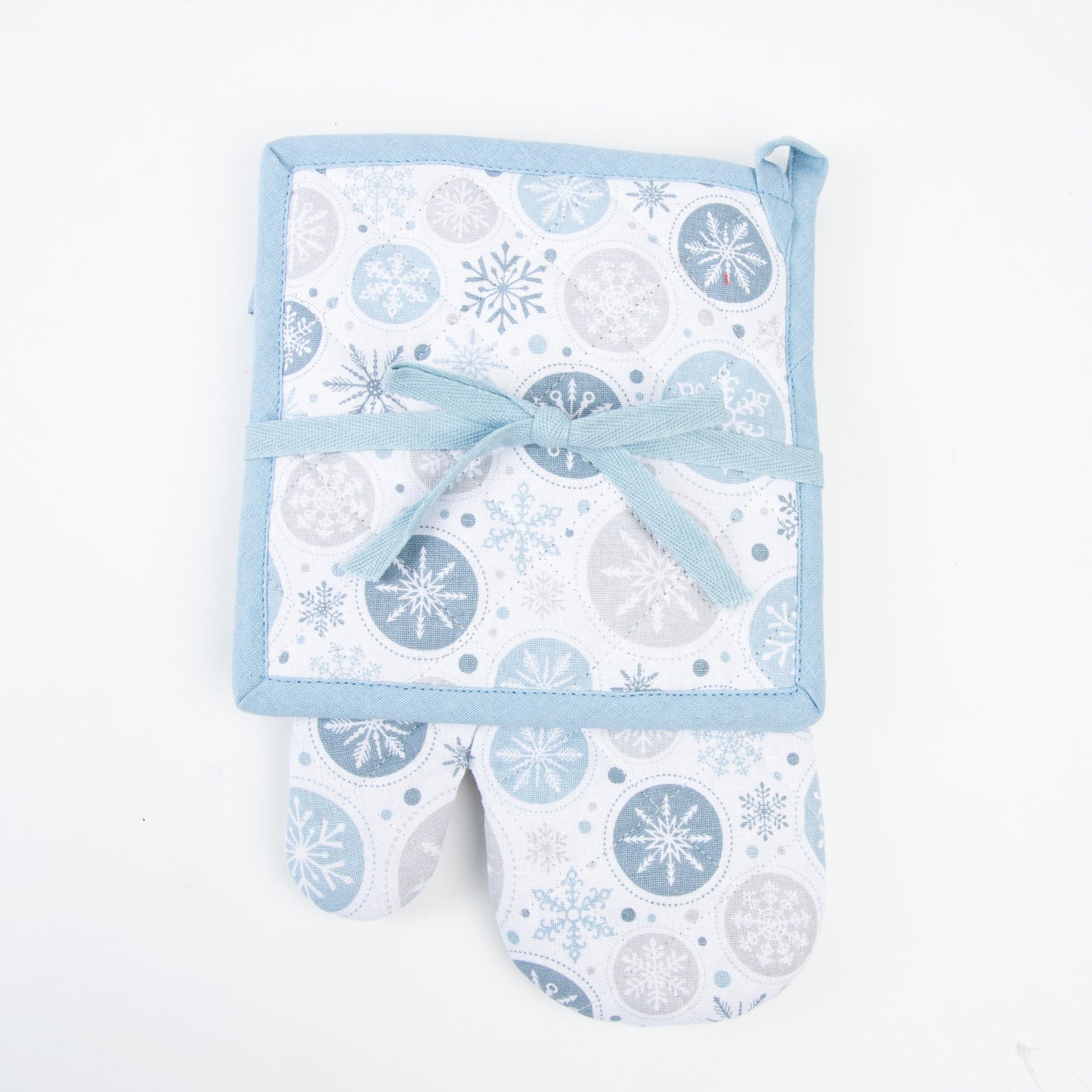 Elsie & Zoey  EZ Home 2 Piece Winter Snowflake Oven Mitt & Pot Holder Set