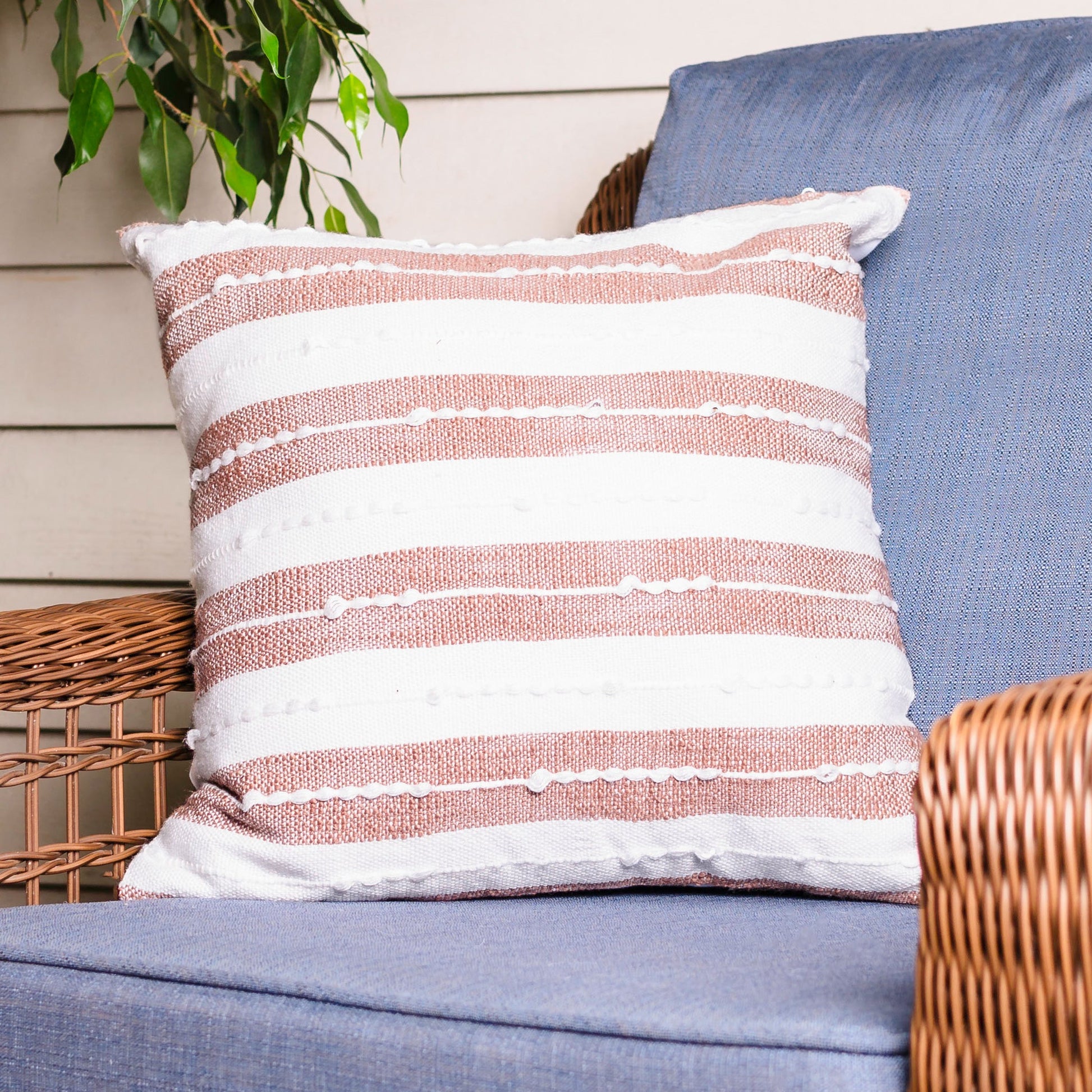 Romy Handwoven Indoor/Outdoor 18x18 Pillow