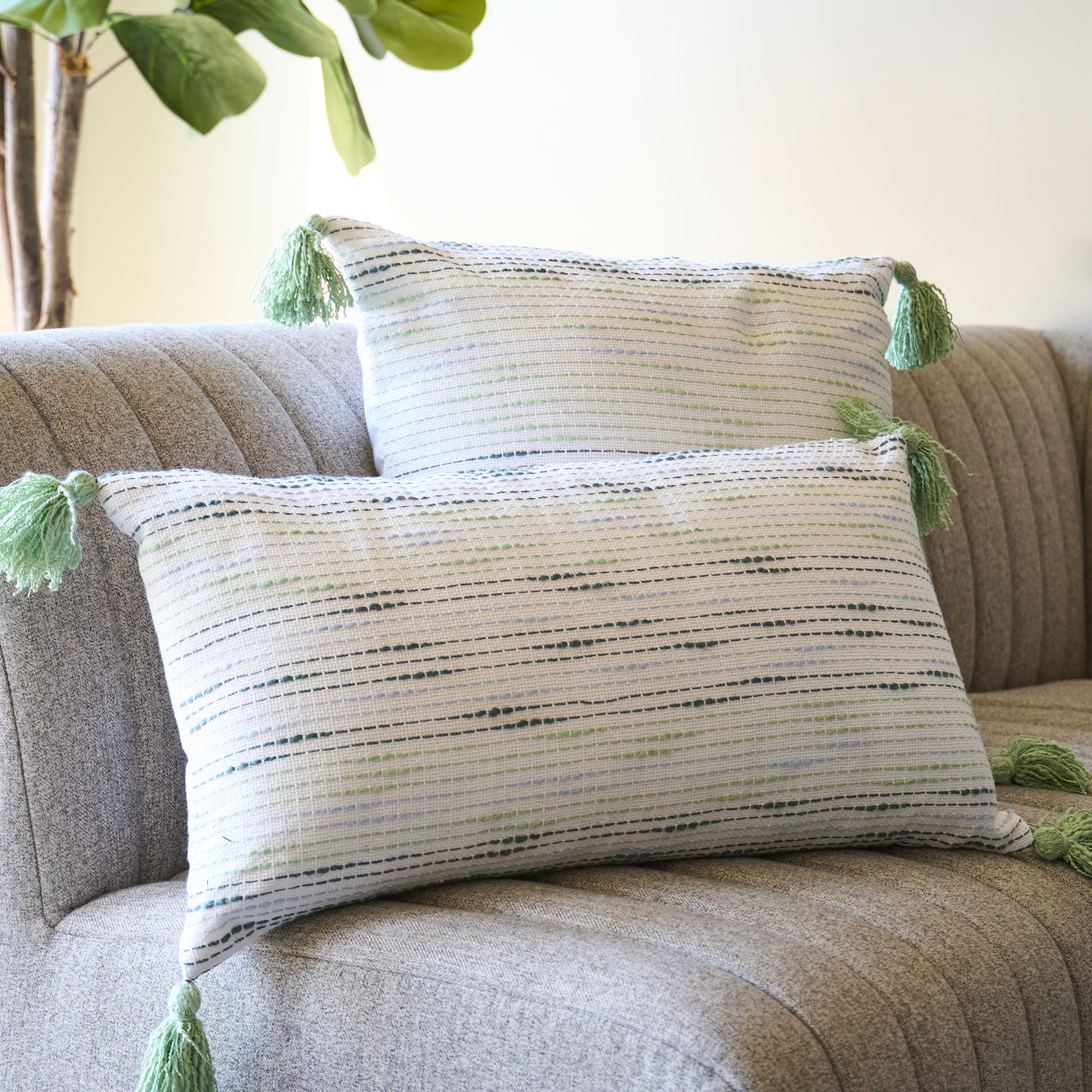 Zahara Handwoven Indoor/Outdoor 18x18 Pillow