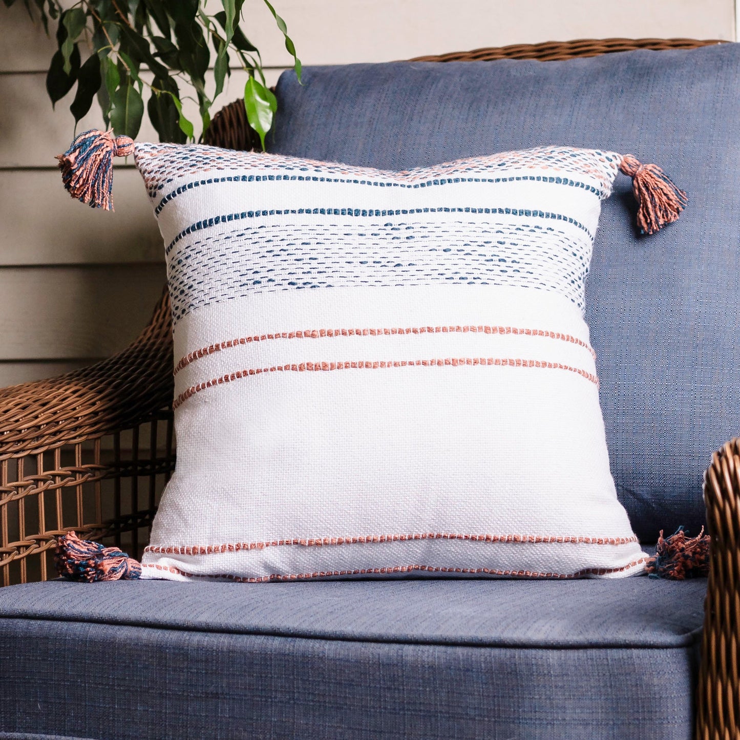 Tylanne Handwoven Indoor/Outdoor 18x18 Pillow