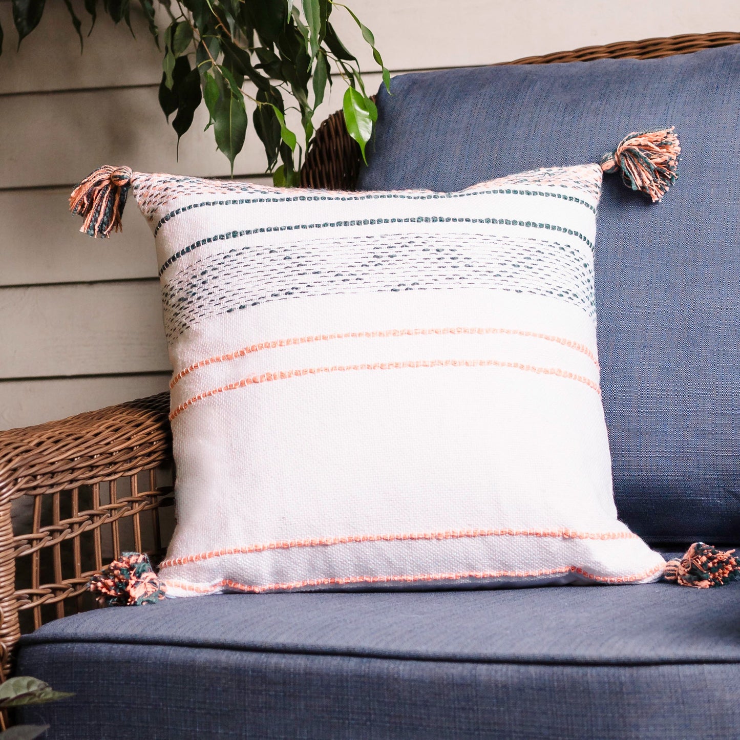 Tylanne Handwoven Indoor/Outdoor 18x18 Pillow