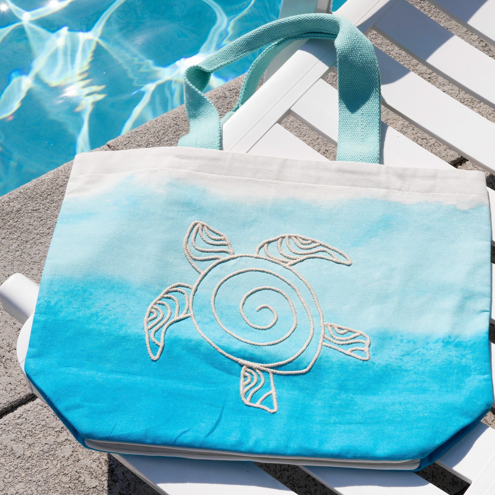 Maui Water Resistant Tote