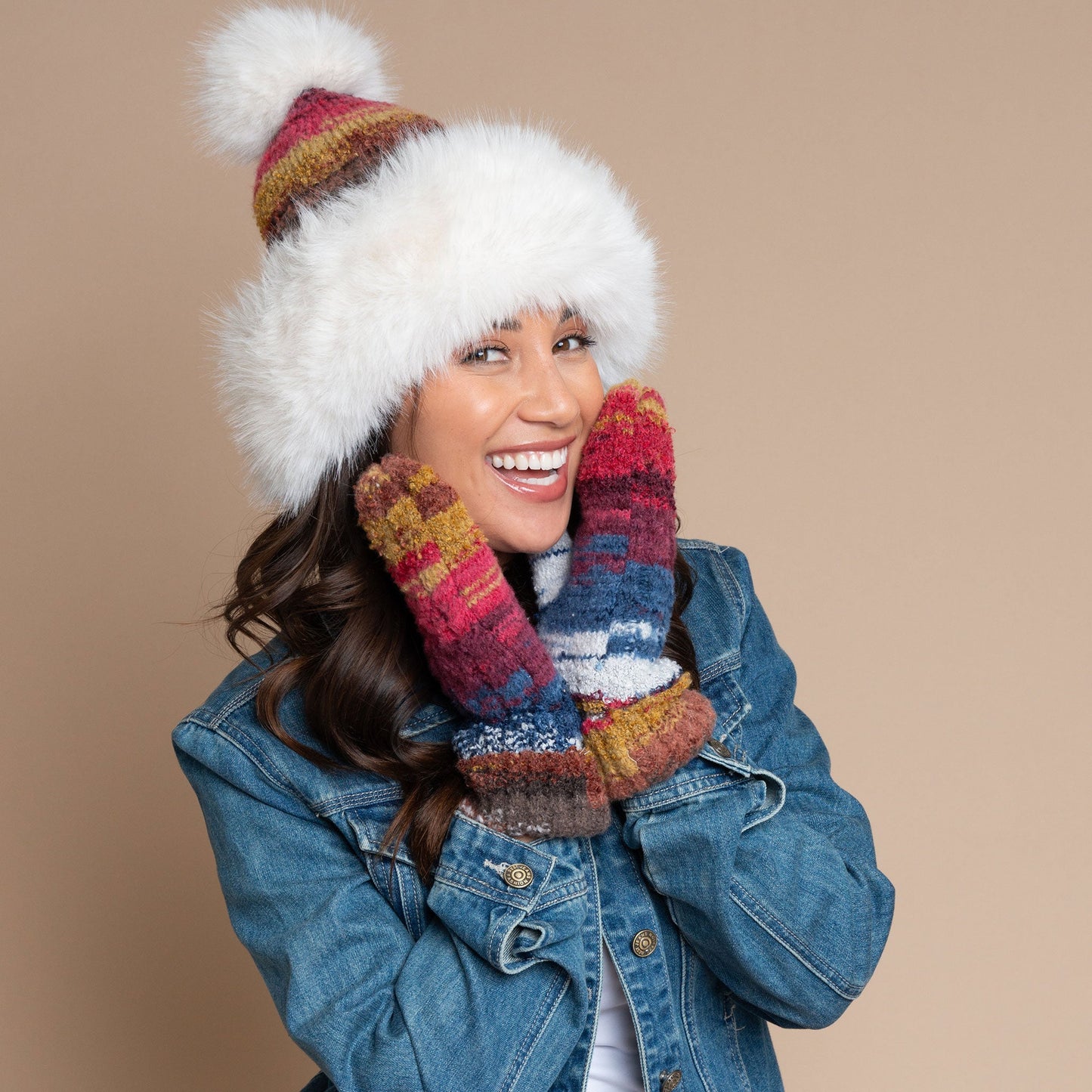 Thea Mittens