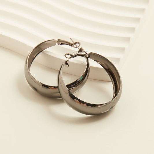 Ridley Flat Hoop Earrings