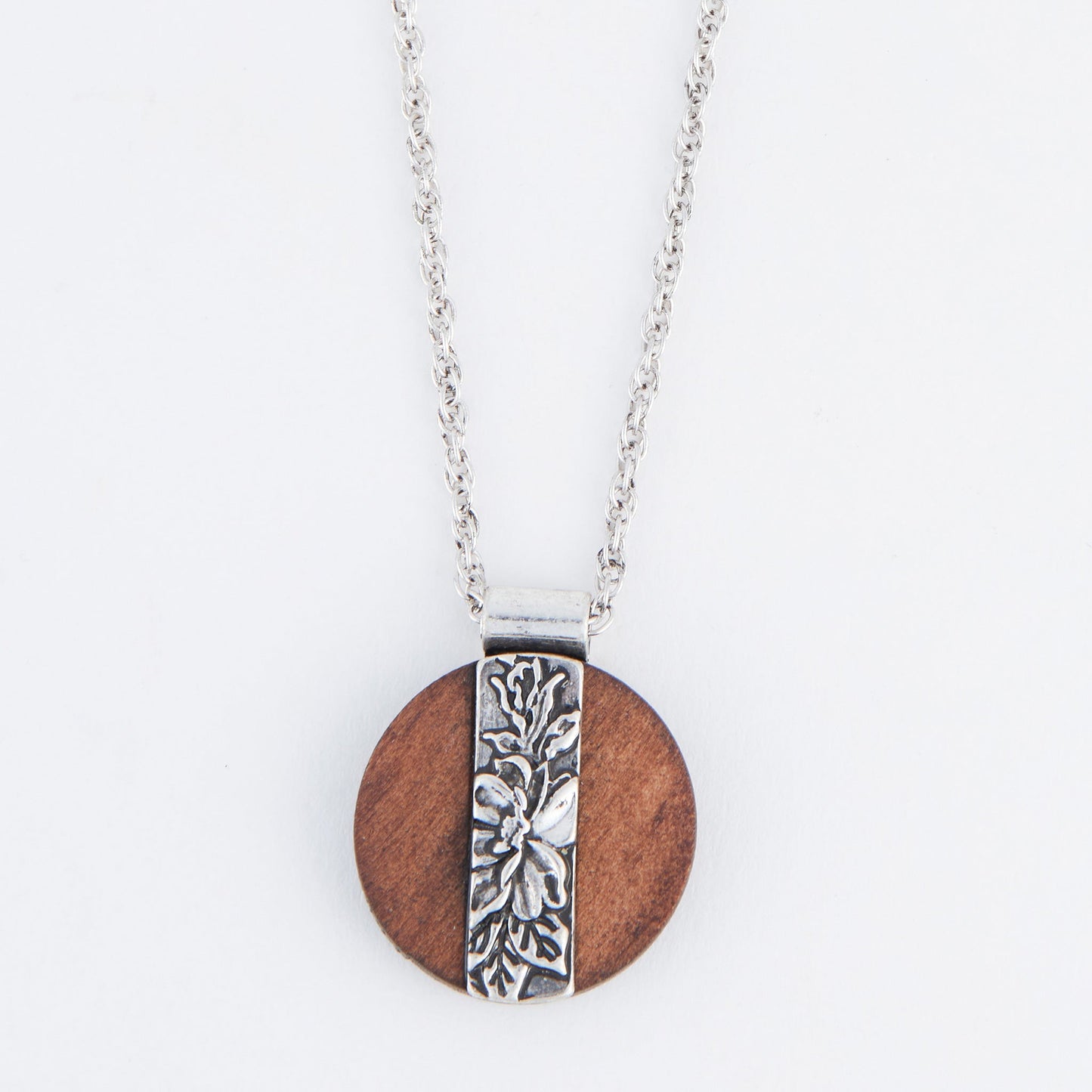 Dallyn Wood Pendant Necklace