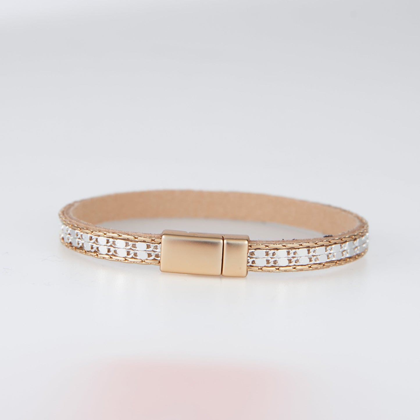 Marlie Dainty Chain Magnetic Bracelet
