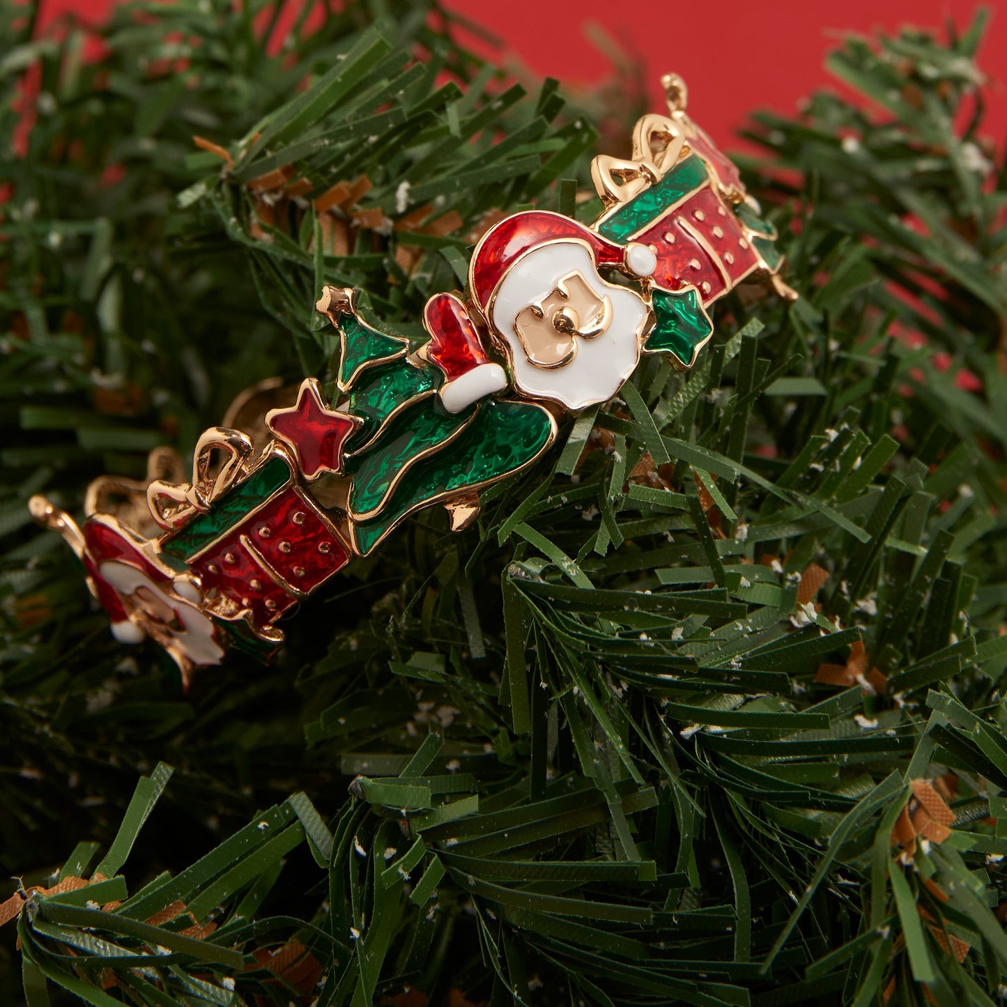 Enamel Santa Holiday Stretch Bracelet