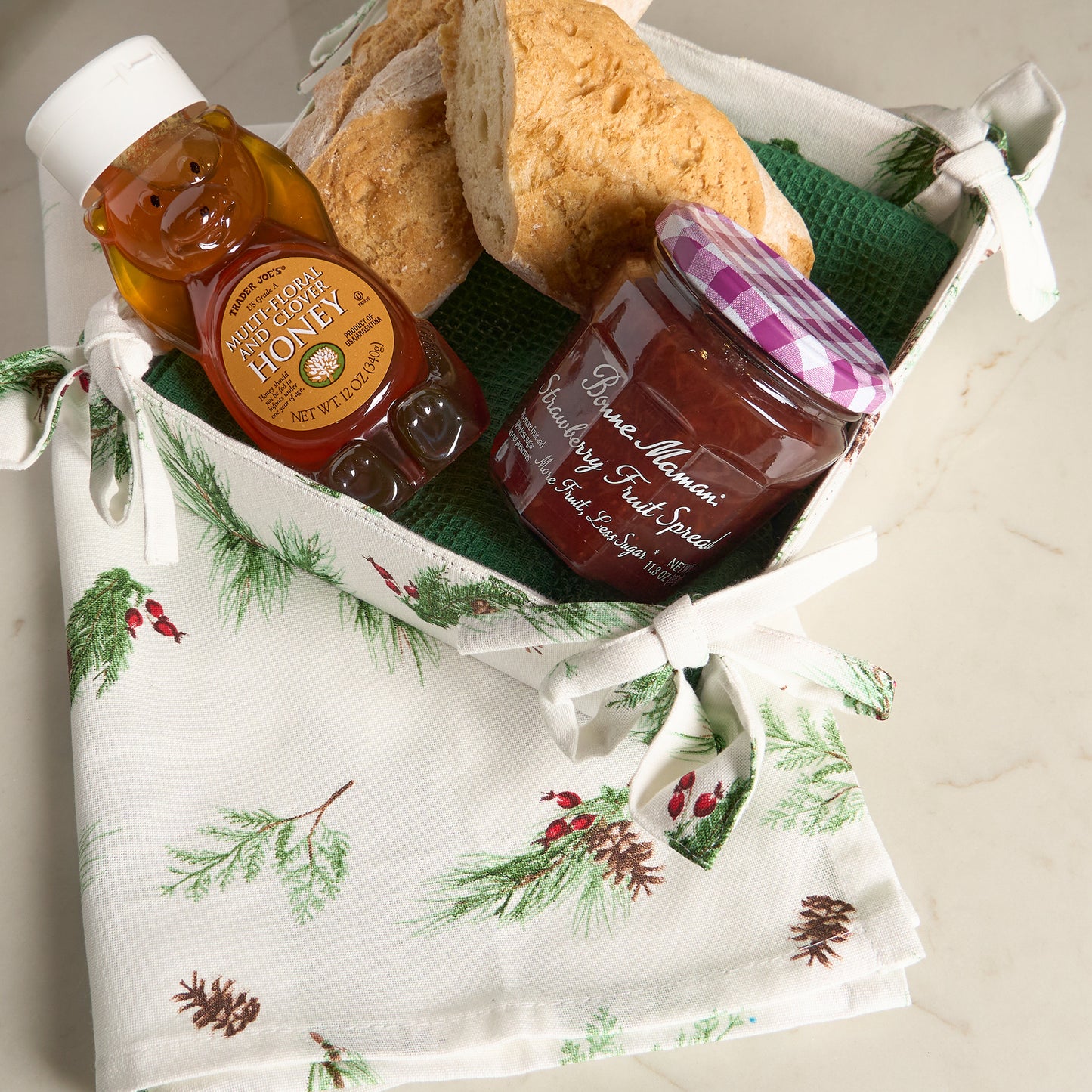 4 Piece Winter Pine Tea Towel & Bread Basket Set