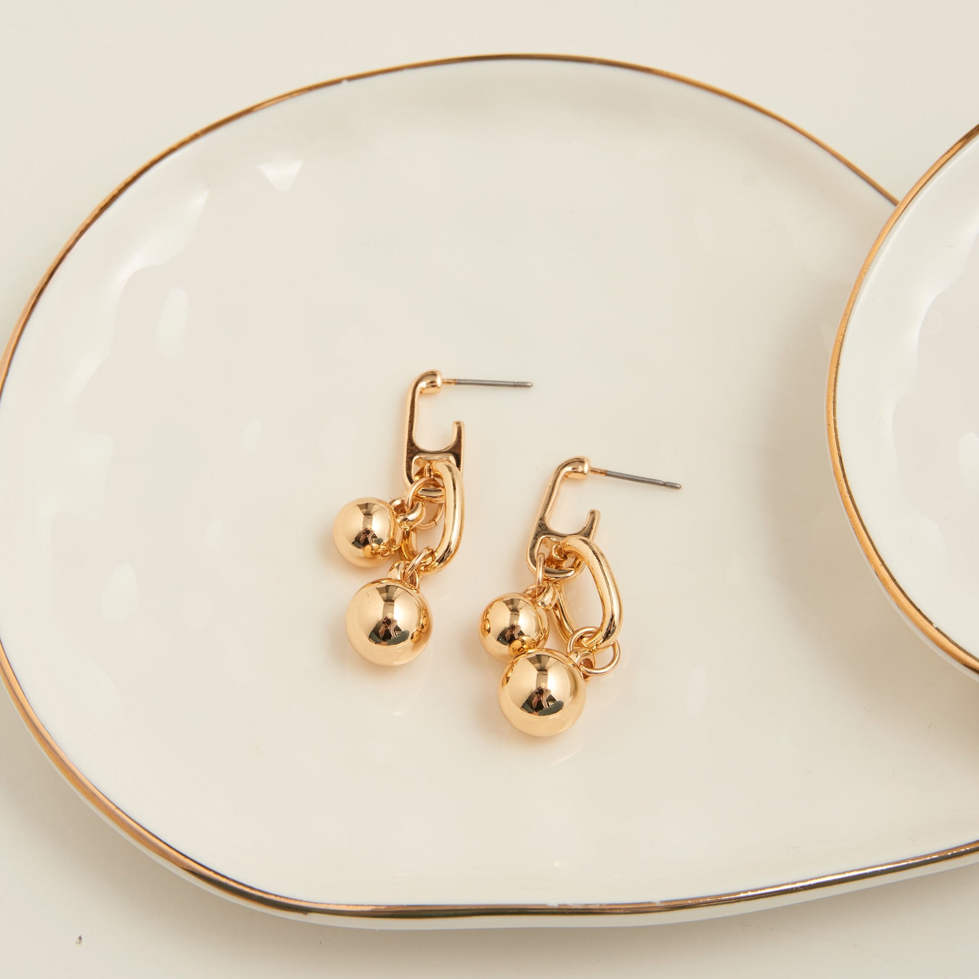 Rainey Oval Link Drop Earrings