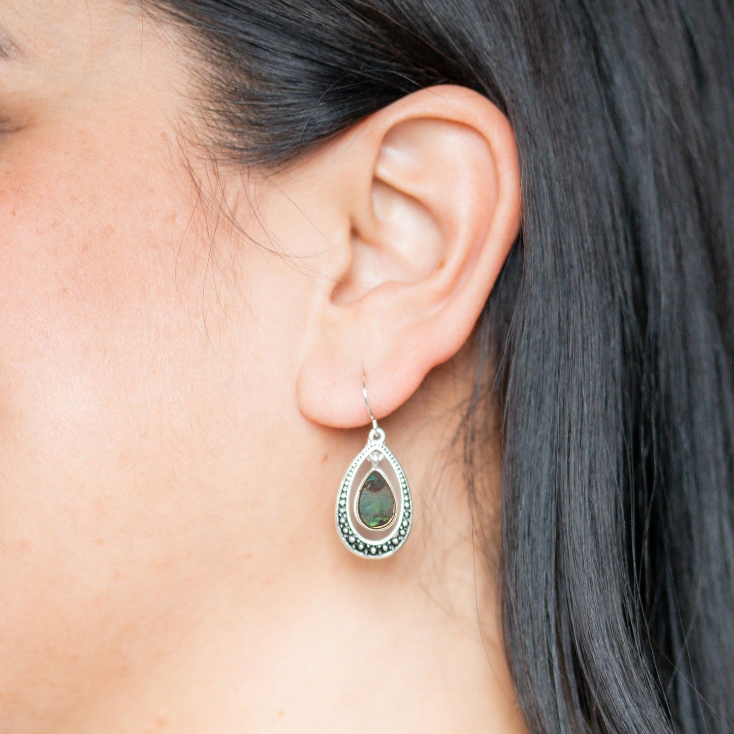 Designer Sil/Shell Drop Pe