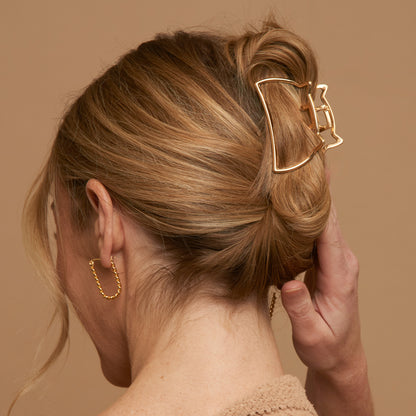 Narelle Waterproof Twisted Hoop Earrings