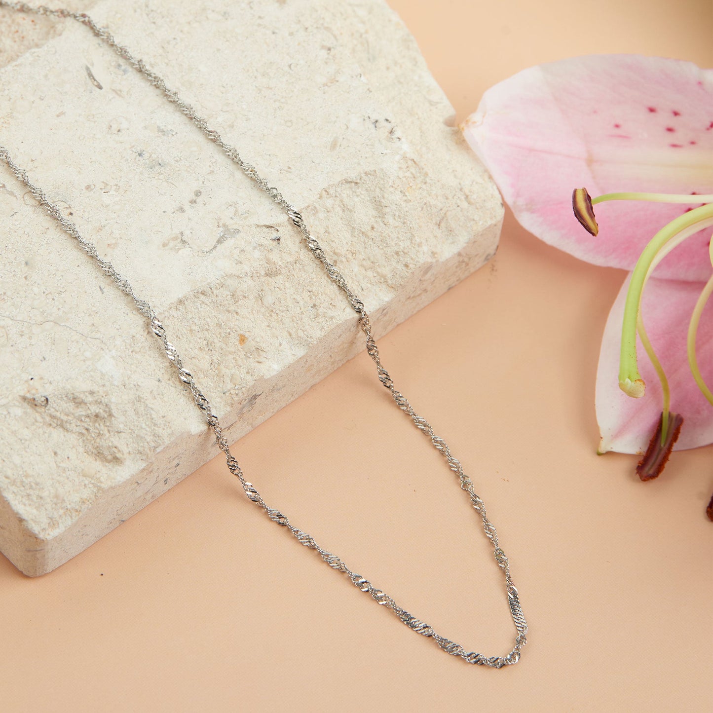 Narelle Waterproof Twisted Chain Necklace