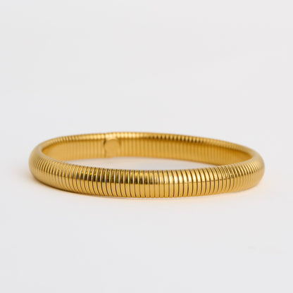Narelle Waterproof 8mm Textured Stretch Bracelet