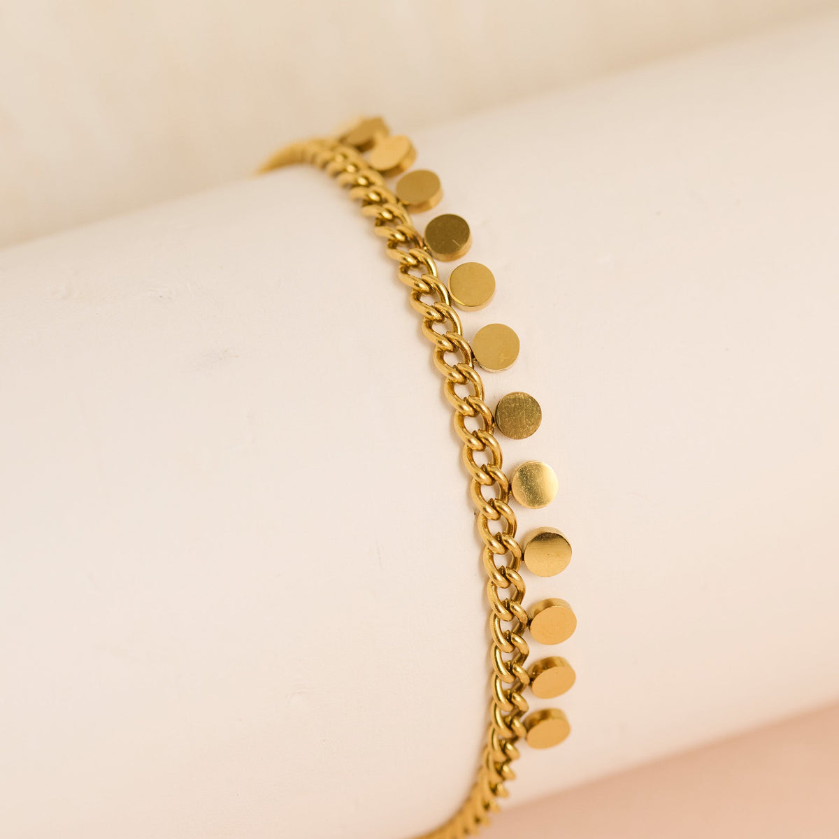 Narelle Waterproof Curb Chain Shaker Bracelet