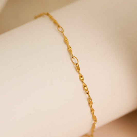 Narelle Waterproof Delicate Twisted Chain Bracelet
