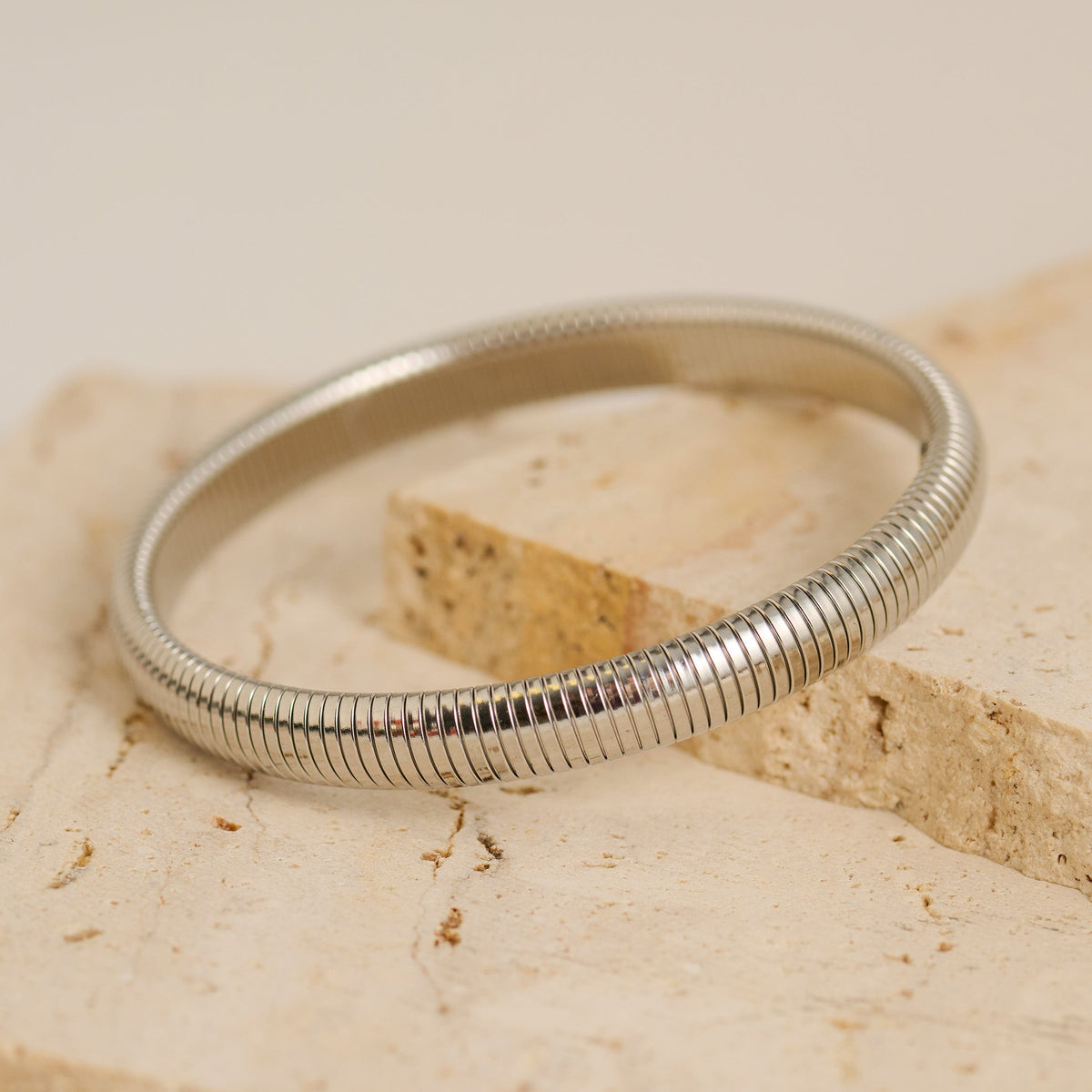 Narelle Waterproof 8mm Textured Stretch Bracelet