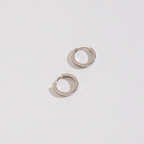 Medium Huggie Hoop Earrings