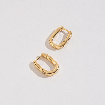 Medium Link Huggie Hoop Earrings