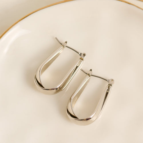 Scalloped Coin Edge Open C-Hoop Earrings