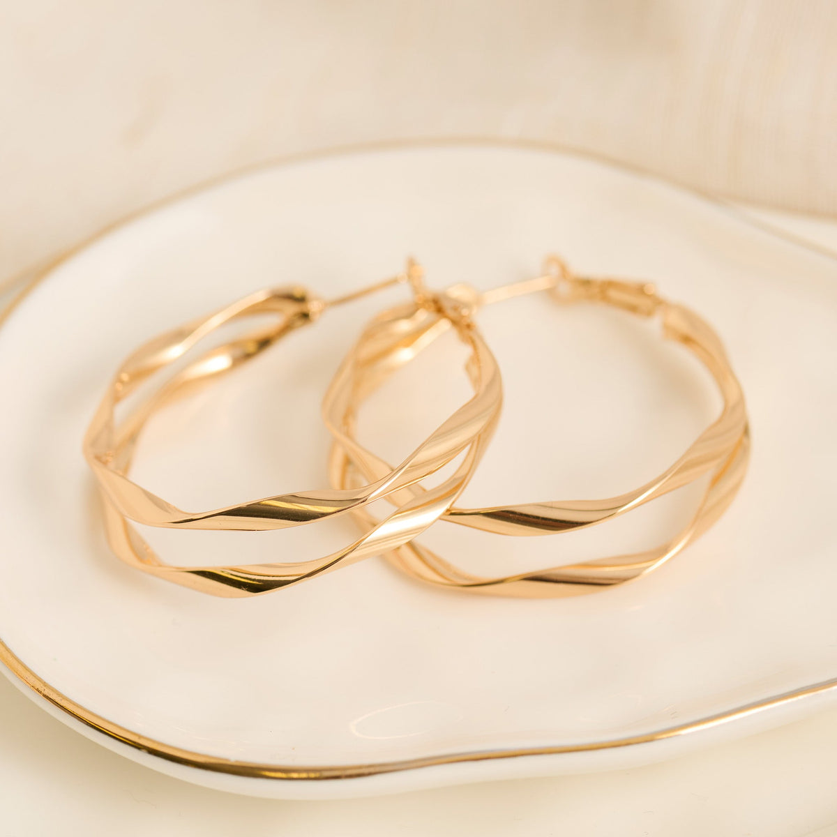 Oversized Split Twisted Open C-Hoop Earrings