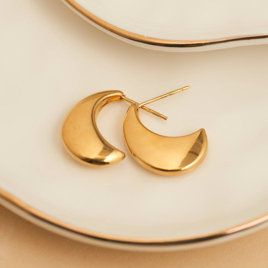 Narelle Waterproof Pointed Waterdrop Earrings
