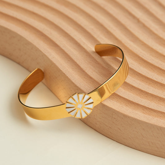 Ss Pie Pieces Br- Gld/White