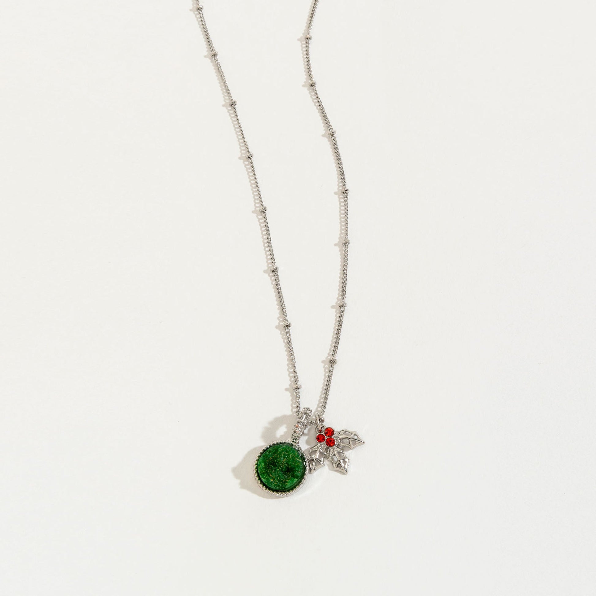 Green Druzy And Holly Charm Silver Pendant Necklace