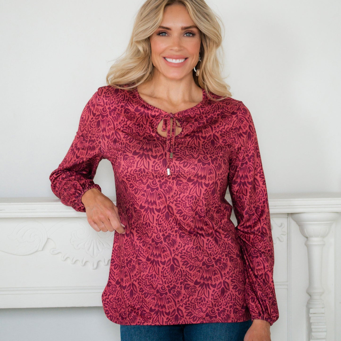 Georgia Tie Keyhole Top