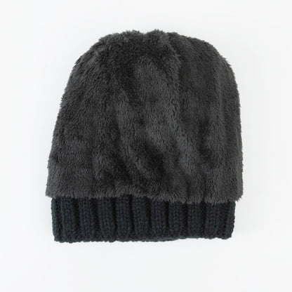 Howard's Women's Winter Sierra Cable Knit Pom Beanie