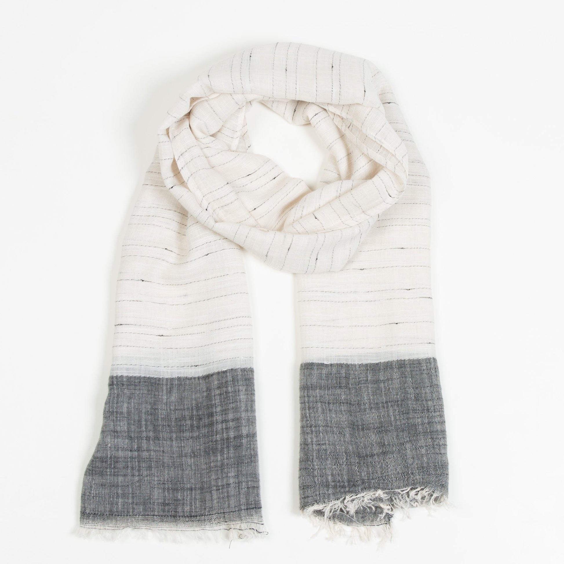 Howard's Women's Tristabel Lightweight Textured Scarf