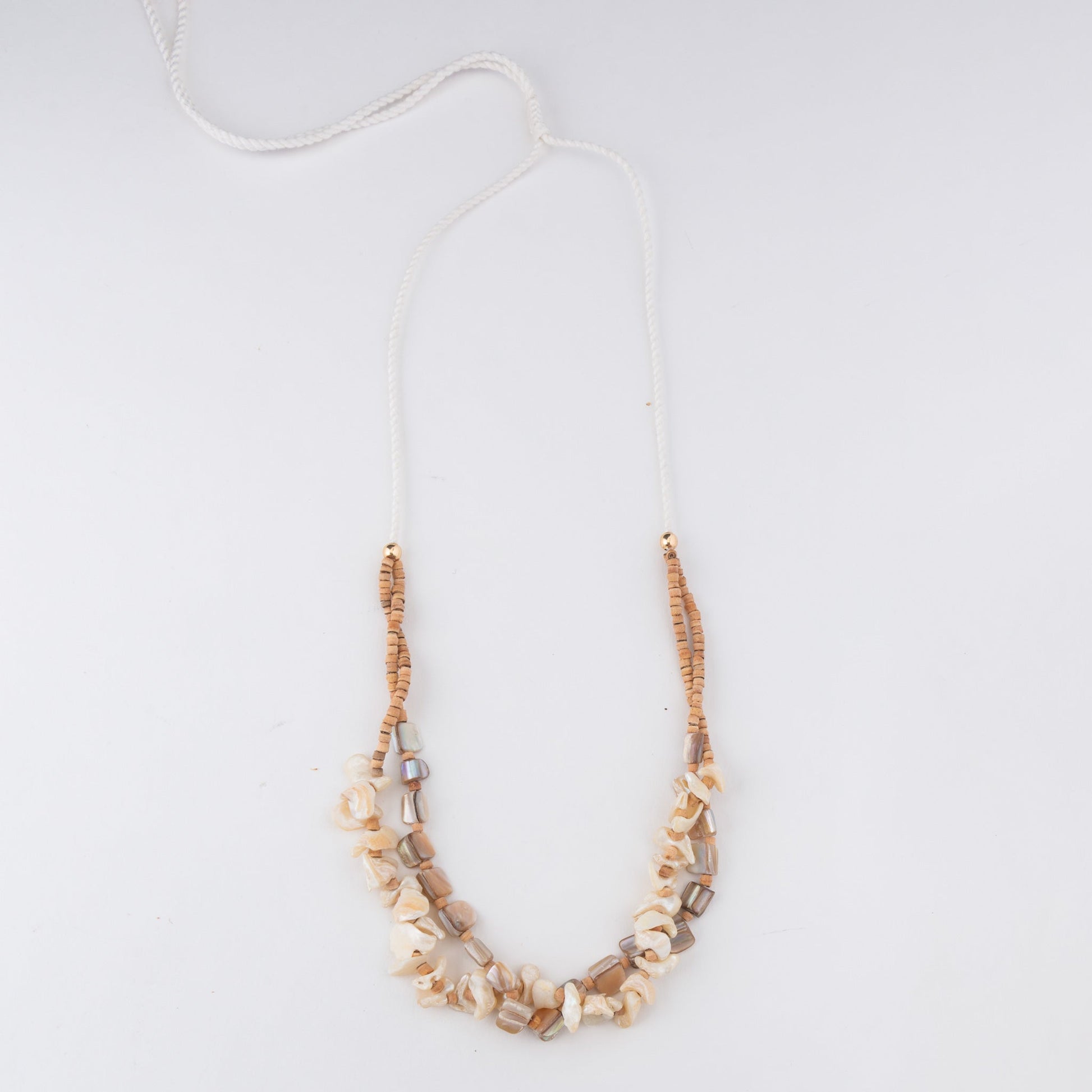 Elsie & Zoey  Women's Rivka Shell Necklace