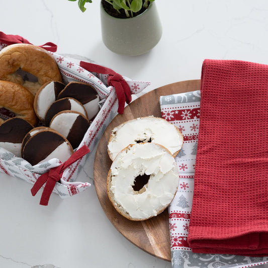 Elsie & Zoey  EZ Home 4 Piece Reindeer Stripe Tea Towel & Bread Basket Set
